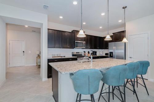 Sun Traveler Solterra By Shine Villas 113 in Davenport, USA