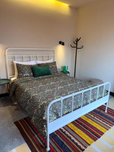 Double Room image 7