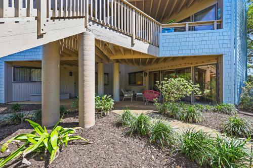 Hibiscus By the Sea - Stay for 5 in Butler Beach