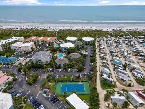 Hibiscus By the Sea - Stay for 5 in Butler Beach