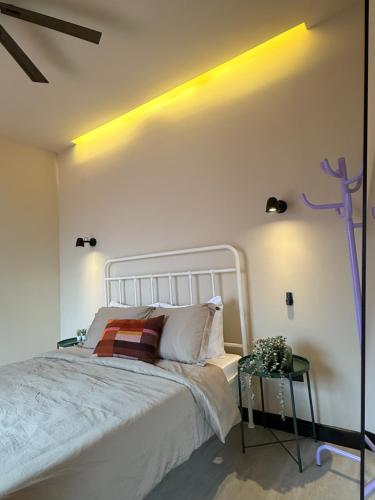 Double Room image 10