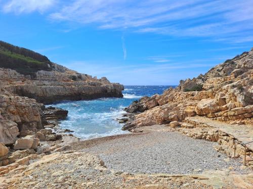 Villa L'Escampobariou - Piscine 8 pers in Le Jas des Amandiers