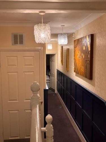 Argyle Lodge - image 5