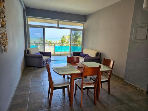 Apartamento con Vista al Mar in Tucacas
