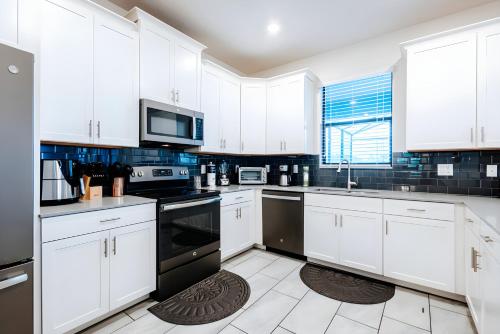Modern 7BR with Pool Minutes from Disney ESPN detail