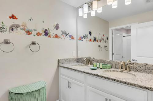 Waterpark Disney wPoolLakeView Storey Lake in Kissimmee, USA