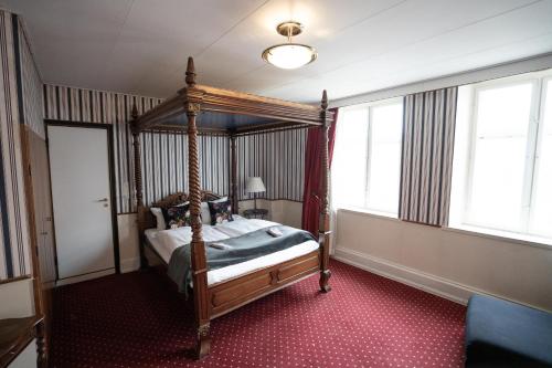 Hotel Vinhuset - image 12