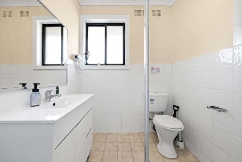 Well-Located Single Room in Auburn - Near Station and Shops - Shared Bathroom in 雪梨奧林匹克公園