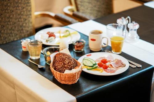Hotel Vinhuset - image 8