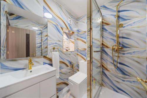 Prestigious Living Stunning 2 Bedroom Apartment in Mayfair H6 - image 11