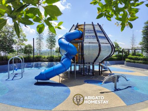 kinderspeeltuin, Friendly Stay SplashMania Fun & Near KLIA Premium Netflix in Bandar Gamuda Cove
