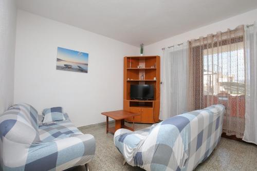 Two-Bedroom Apartment with Terrace and Sea View