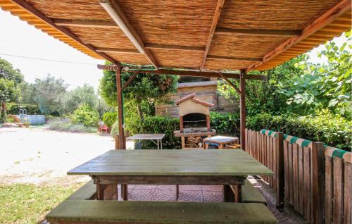 Vista exterior, Pet Friendly Apartment In Sacrofano in Sacrofano