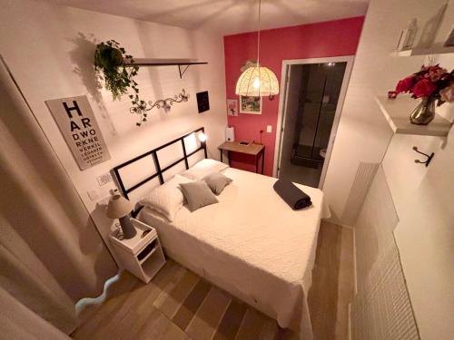 Ap completo com ar e garagem coberta próximo ao metrô