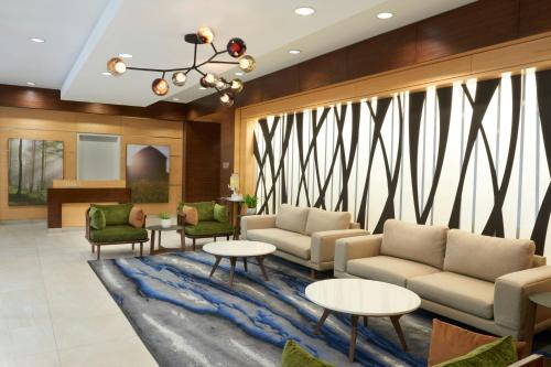 Előcsarnok, Fairfield by Marriott Inn & Suites Calgary Downtown near Calgary-torony