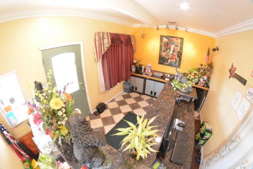 Előcsarnok, The Palace Inn in Oxnard (Kalifornia)