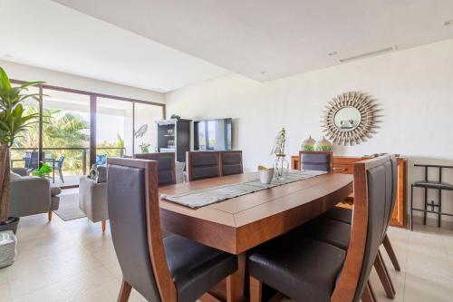 luxury en Diamante Acapulco para 10 personas in Puerto Marques