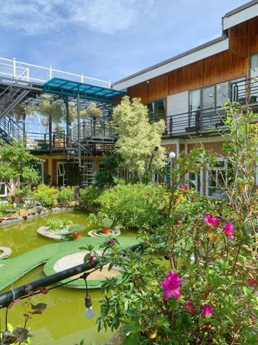 Homestay Guitar House - 정원