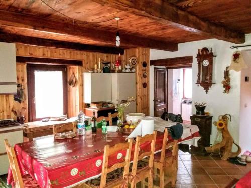 virtuve, Holiday home in Ceppo Morelli - Piemont 52109 in Ceppo Morelli