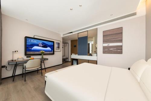 . Atour Hotel Jiaxing Nanhu Tiandi