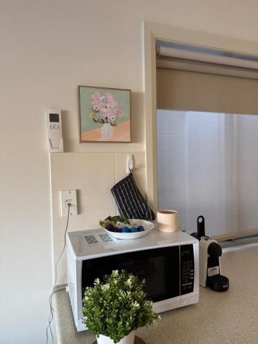 Waterfront Island private entire home 3b2b in Hindmarsh Island