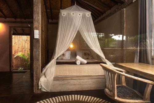 Lost Paradise Gili – Pemenang, ID