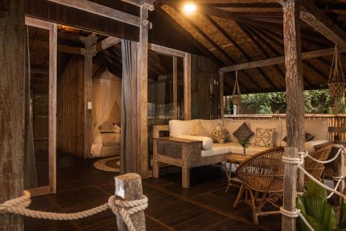 Lost Paradise Gili – Pemenang, ID