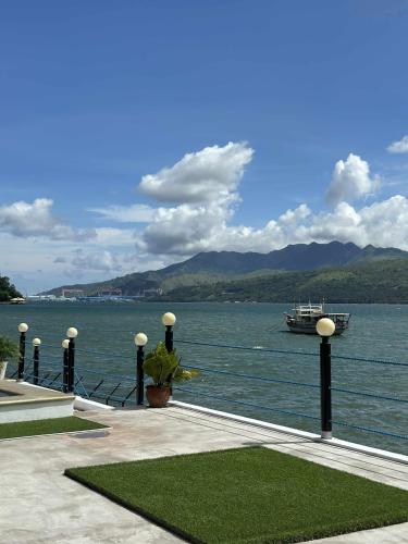 Costa Del Subic near Balon Falls