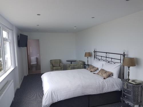 Halfway House Hotel in เบลย์เกลลี่