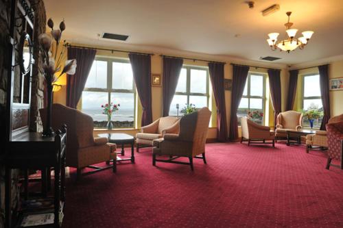 Fitzgeralds Hotel - image 13