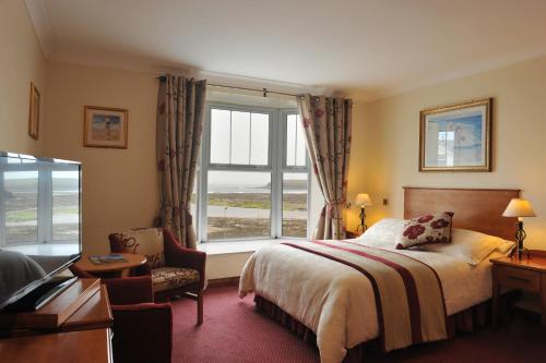 Fitzgeralds Hotel - main image