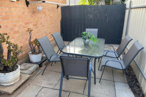 Erkély/terasz, Hove Smart Stay, Attached 2 bed apartment, South Australia in Brighton