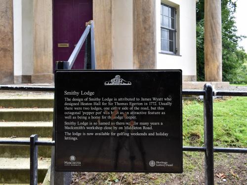 Smithy Lodge At Heaton Park, Manchester (photo 2)