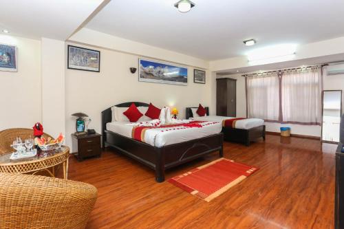 room detail thumbnail 0