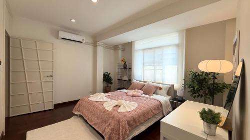 Private Pool Villas Sukhumvit 26 Near BTS Phrom Phong and EmSphere, Bangkok (fotografie 7)