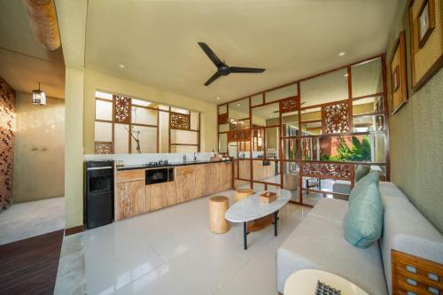 One-Bedroom Villa with Private Pool image 6