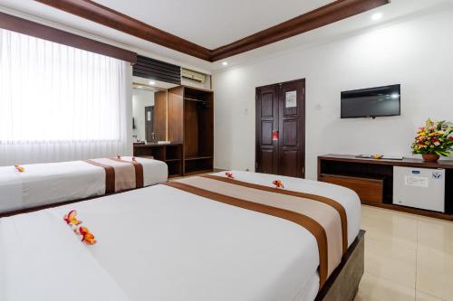 Deluxe Double or Twin Room image 10
