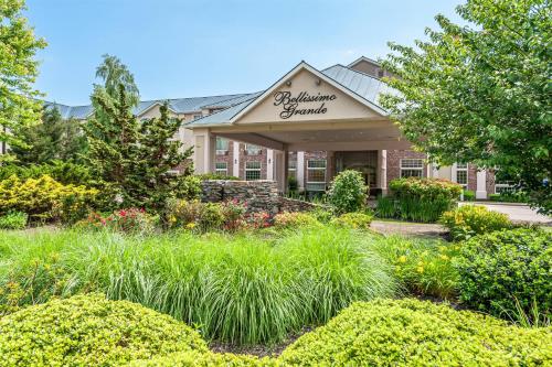 Bellissimo Hotel, Trademark by Wyndham Near Foxwoods Casino in North Stonington, USA