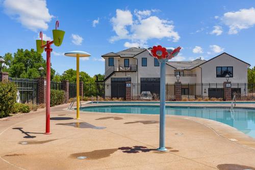 Eagle View townhouse - image 7