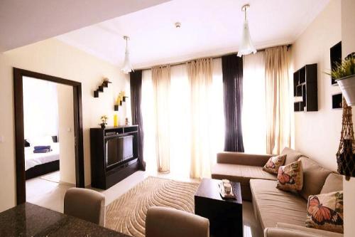 One Bedroom Apartment - Bay Central Tower - image 5