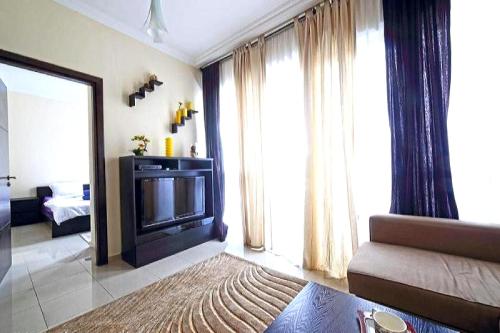 One Bedroom Apartment - Bay Central Tower - image 6