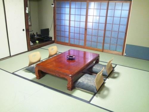 Takigawa Ryokan – Kyoto, IL