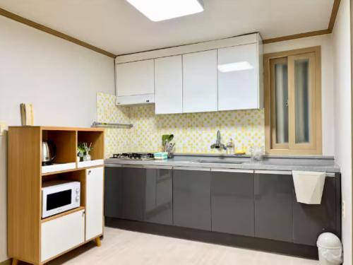 경산시 대구 경산 스테이 (Daegu Gyeongsan Stay) 4성급 게스트하우스 로비