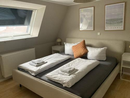 homie stay schiestlstraße - Moderne Dachgeschosswohnung mit 2 Schlafzimmern in 林德萊斯穆勒