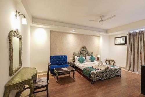 room detail thumbnail 1