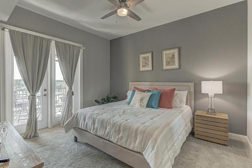 Chic 3BDR for 6 with Pool & Hot Tub Overlooks Marina, Horseshoe Bay (fotografie 6)