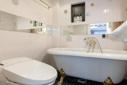 グラスキャビン浜松町ss Second and third floors