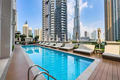 FAM Living Act Two 1BR Walk to Burj & Dubai Mall, Dubái (foto 3)