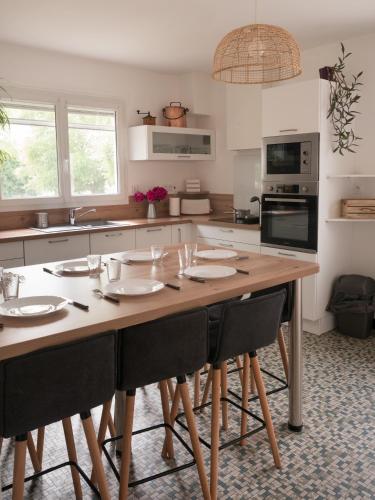 Gîte Demilenise - Villemain (Gite Demilenise - Villemain) in Couture-dʼArgenson