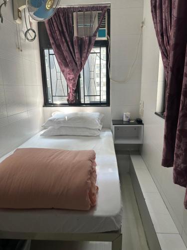 Single Room room in Pay-less Guesthouse (7/F-A9 )